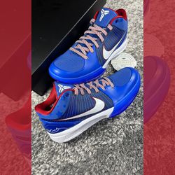 Nike Kobe 4 Protro Philly Size 8.5