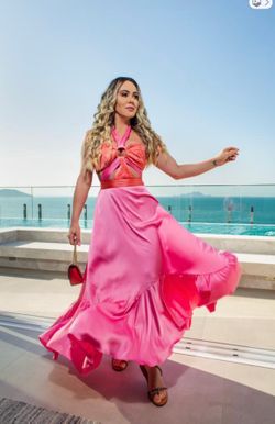 Elegant Pink Maxi Dress - Size M