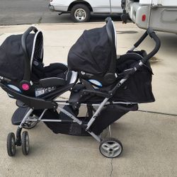 GRACO Double Stroller and Two Car Seats