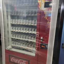 ARCADE GAMES - COKE  SODA AND SNACK VENDING MACHINES WARRANTY! 