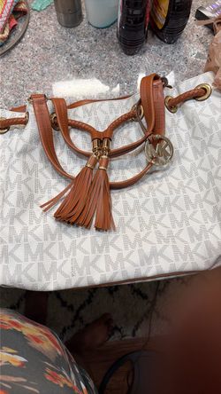 Michael Kors purse