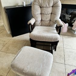 Rocker With Ottoman