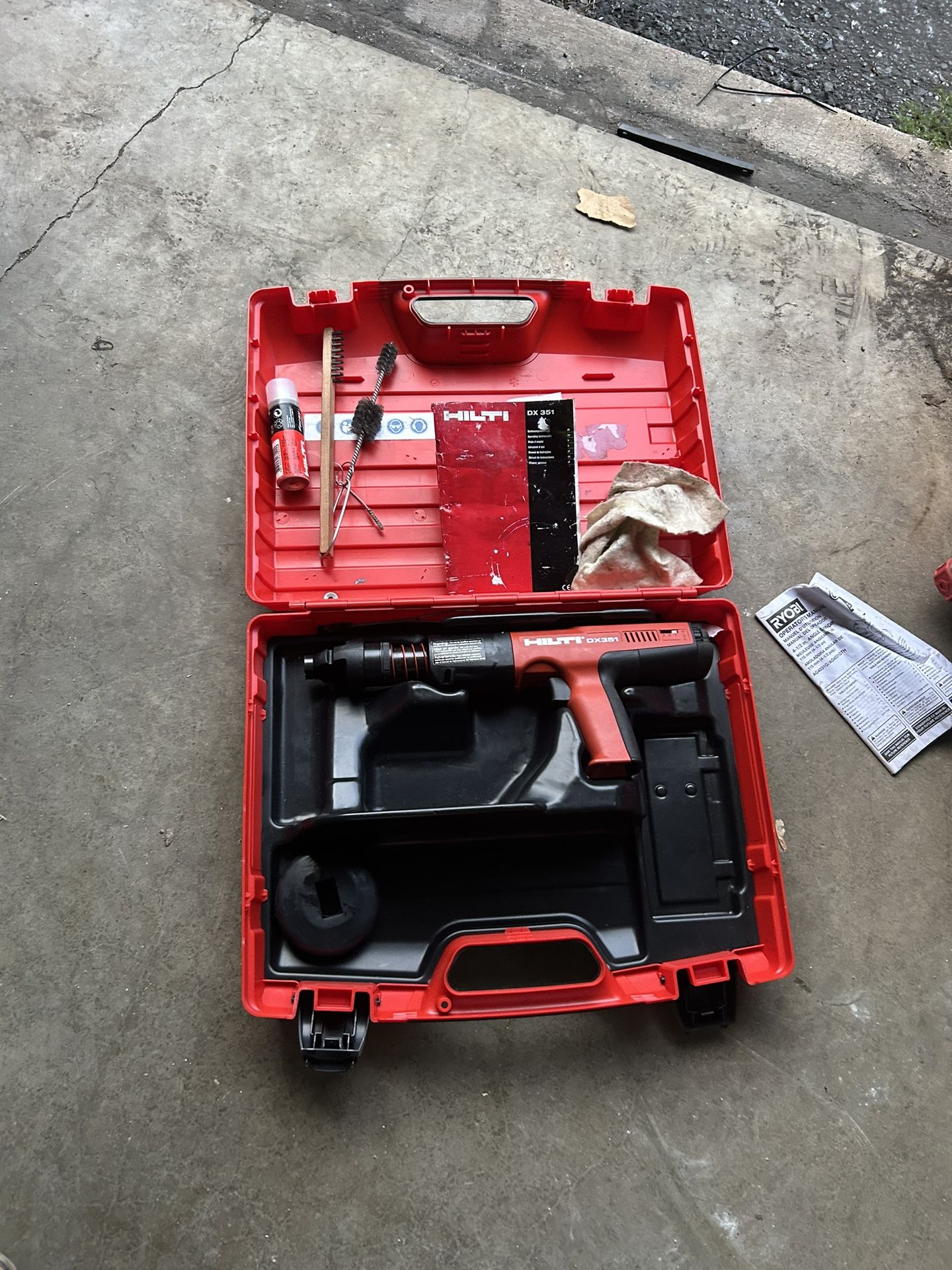 Hilti DX351 Powder Actuated Tool