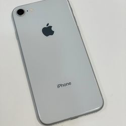 IPhone 8 64GB Fully unlocked 
