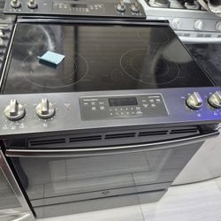 Ge Slid In  Electric Stove 30 inches