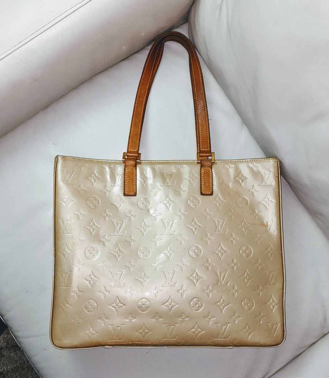 Louis Vuitton Vernis patent leather beige zipper tote bag beautiful
