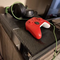 Xbox ( W/ Headset And Controller) 