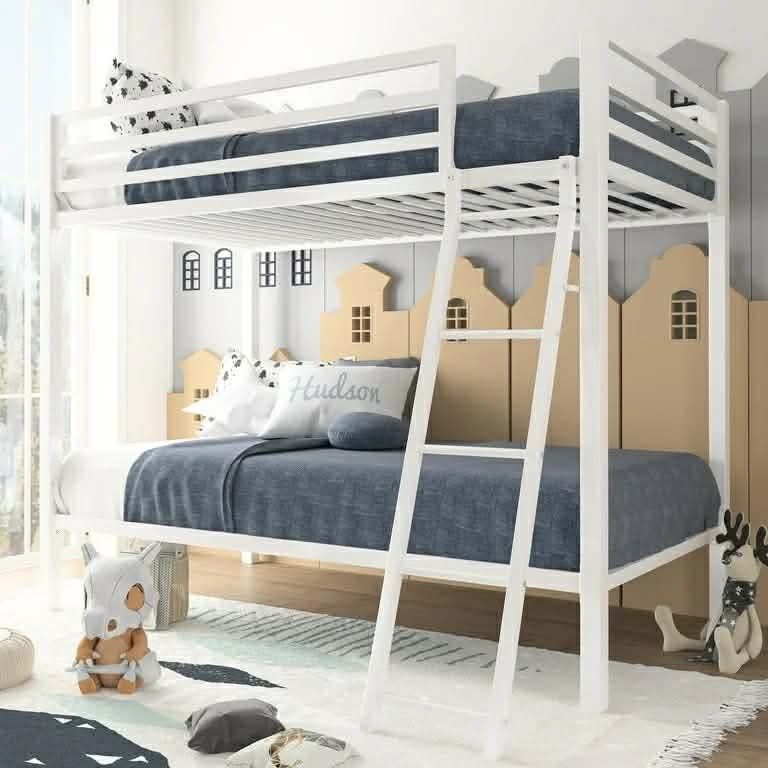 Twin-Over-Twin Bunk Beds with Heavy Duty Metal Frame and Ladder, Pure White