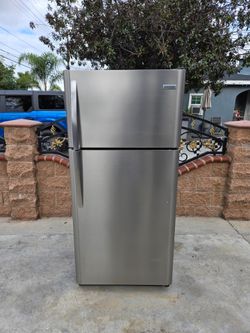 🔴💲3MONTHS WARRANTY 30X30X66 FRIGIDAIRE FRIDGE 18CUFT SILVER