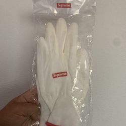 Brand New Supreme Gloves