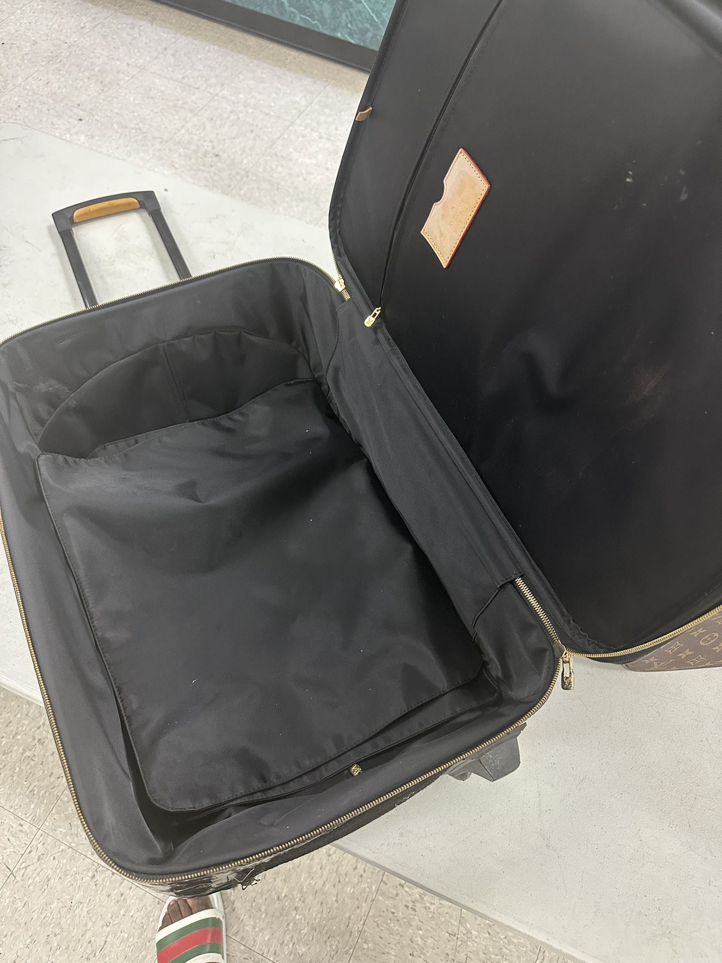 Rare vintage genuine Louis Vuitton XL soft carry on luggage for Sale in  Glendale, AZ - OfferUp