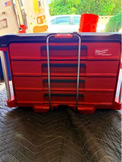 Milwaukee Packout 4 drawer tool box
