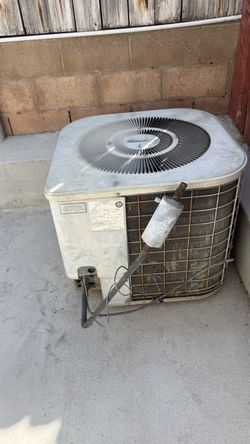 Goodman 3 ton condenser