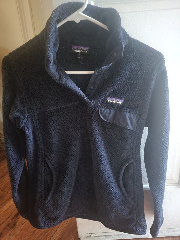 Patagonia Blue Sweater..small