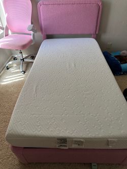 Girls bed twin