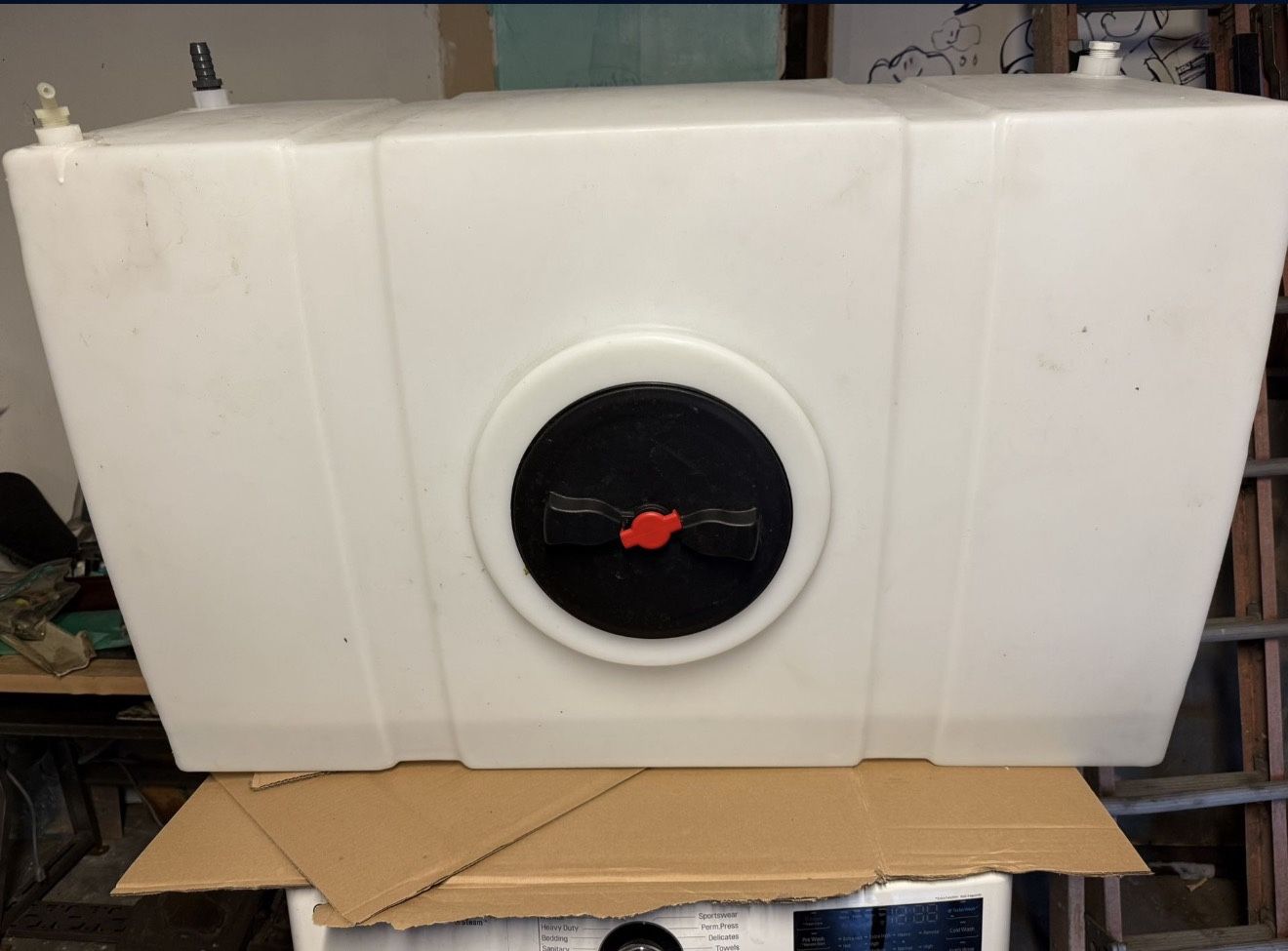 Water Tank 65 Gallons