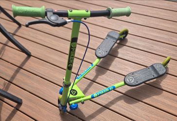 Kids scooter