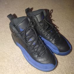 Jordan 12 Royal 4Y Boys