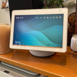 Echo Show 10 