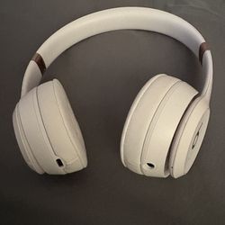 Cloud Pink Solo 4 Beats 