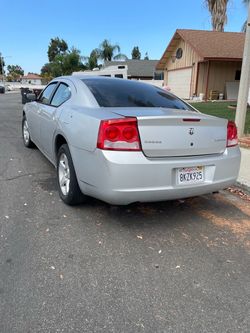 Dodge Charger 2009 (Parts Only)