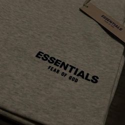 Essentials Shorts