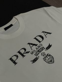 Prada T Shirt