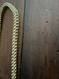 14k Gold Necklace 22 Inches Long