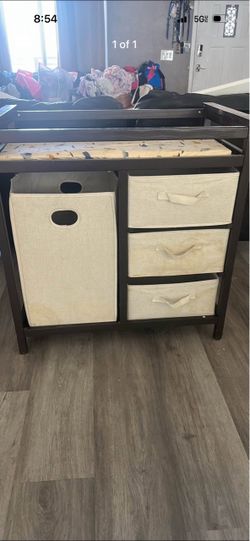 Diaper changing table