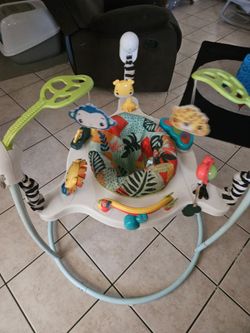 Baby bouncer