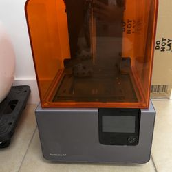 Formlabs Form 2 printer + Resin Tank LT