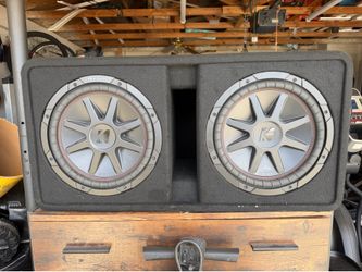 2 Subwoofers kicker 12 inches w/box