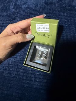 2.0 ct 8.0mm studs