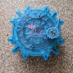 BRATZ ON ICE SKATING RINK