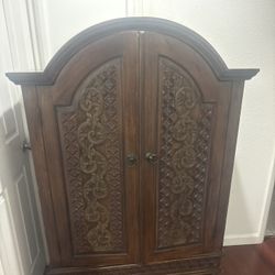 Vintage Movable Cabinet/ Dresser 