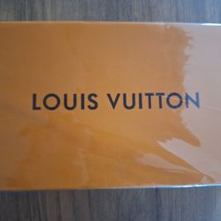 Louis Vuitton M82477
Félicie Pochette (550 O.B.O)