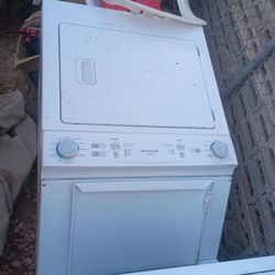Frigidaire stackable washer n dryer
