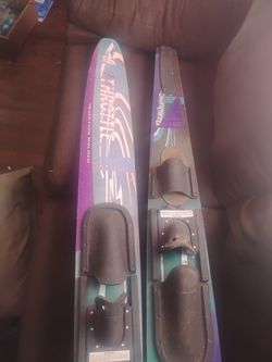 Full Throttle water Skis