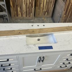 60” Bathroom Vanity in white , single sink soft close solid wood with vanity top in white  $979 Luke’s liquidations warehouse Address:  2434 N Forsyth
