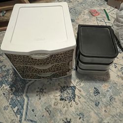 Small Plastic Draw Containers