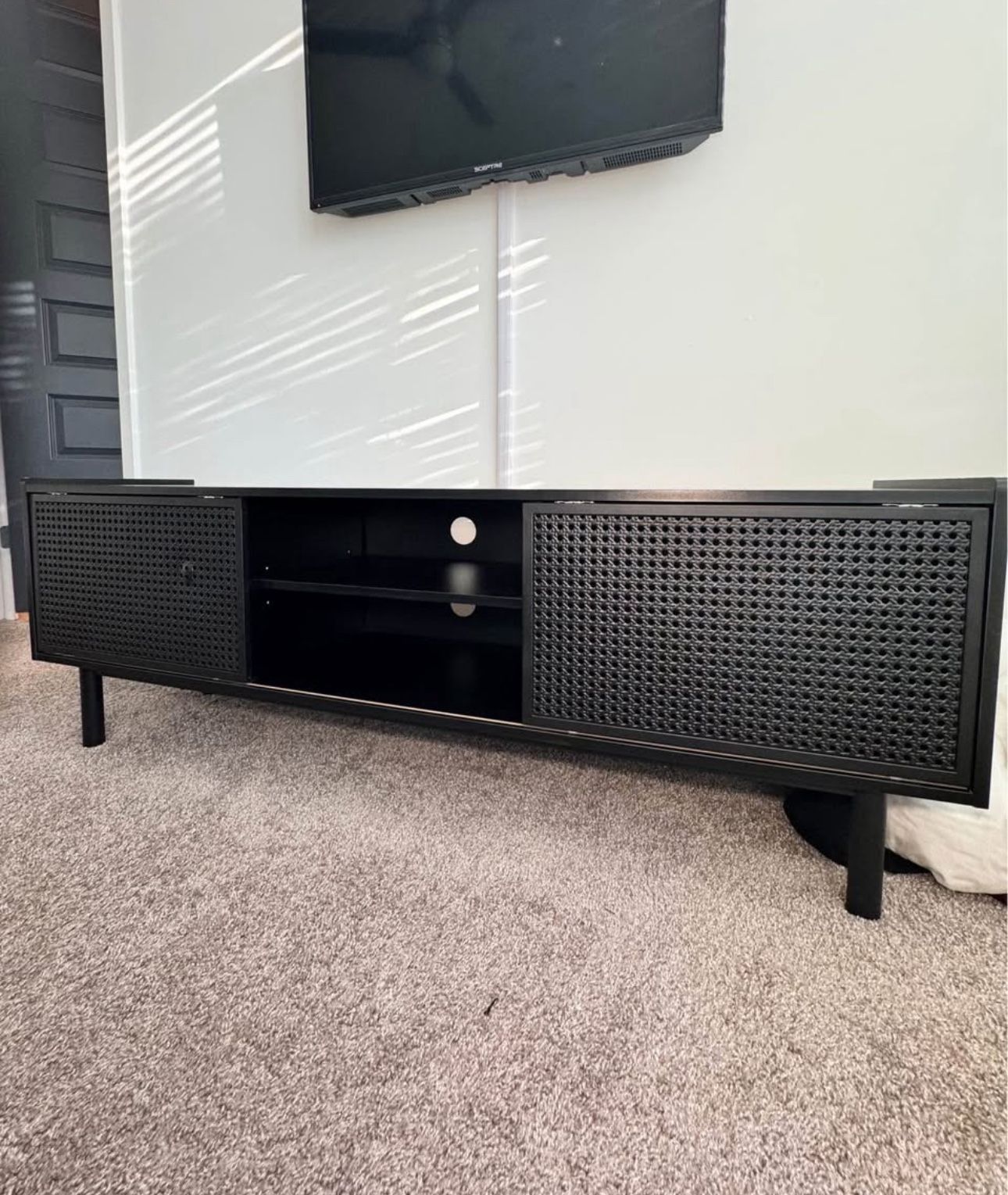 📺 Modern Black TV Stand / Media Console – $120