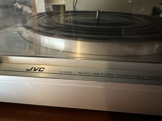 JVC L-A51 Turntable / Record Player