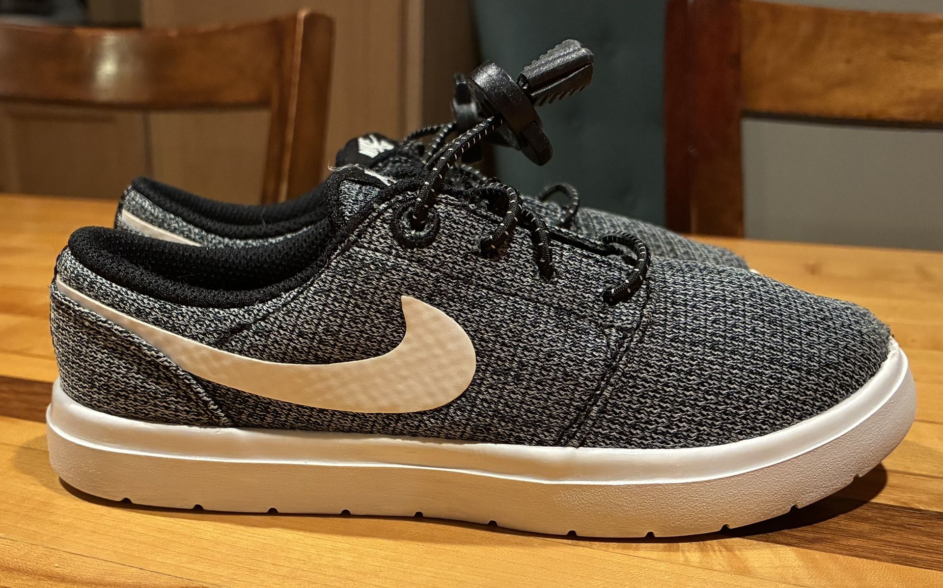 Boy’s Nike SB Portmore II Ultralight Shoes in Black/White