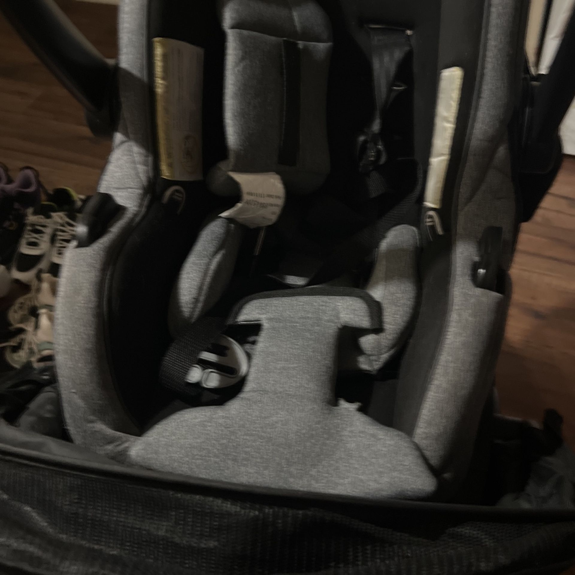 Evenflo Car Seat With Bottom Attachment