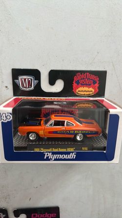M2 Machines 1969 Plymouth Road Runner HEMI Die-Cast