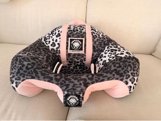 The Original Hugaboo HUG4246 Infant Sitting Chair, Pink Snow Leopard