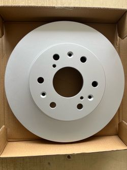Cadillac Escalade 07-20 Front Coated Rotors Ceramic Brake Pads