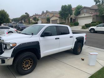 Toyota Tundra Fender Flairs