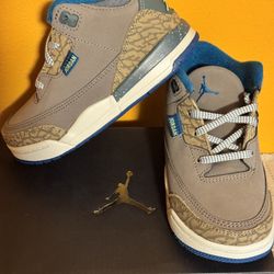 Nike Jordan 3 Retro Size: 9c For Children Or Man Or Woman With Really Small Feet