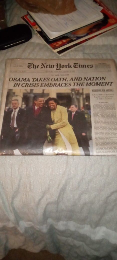 President Obama  Collection Coa #1 Comic Mint Card